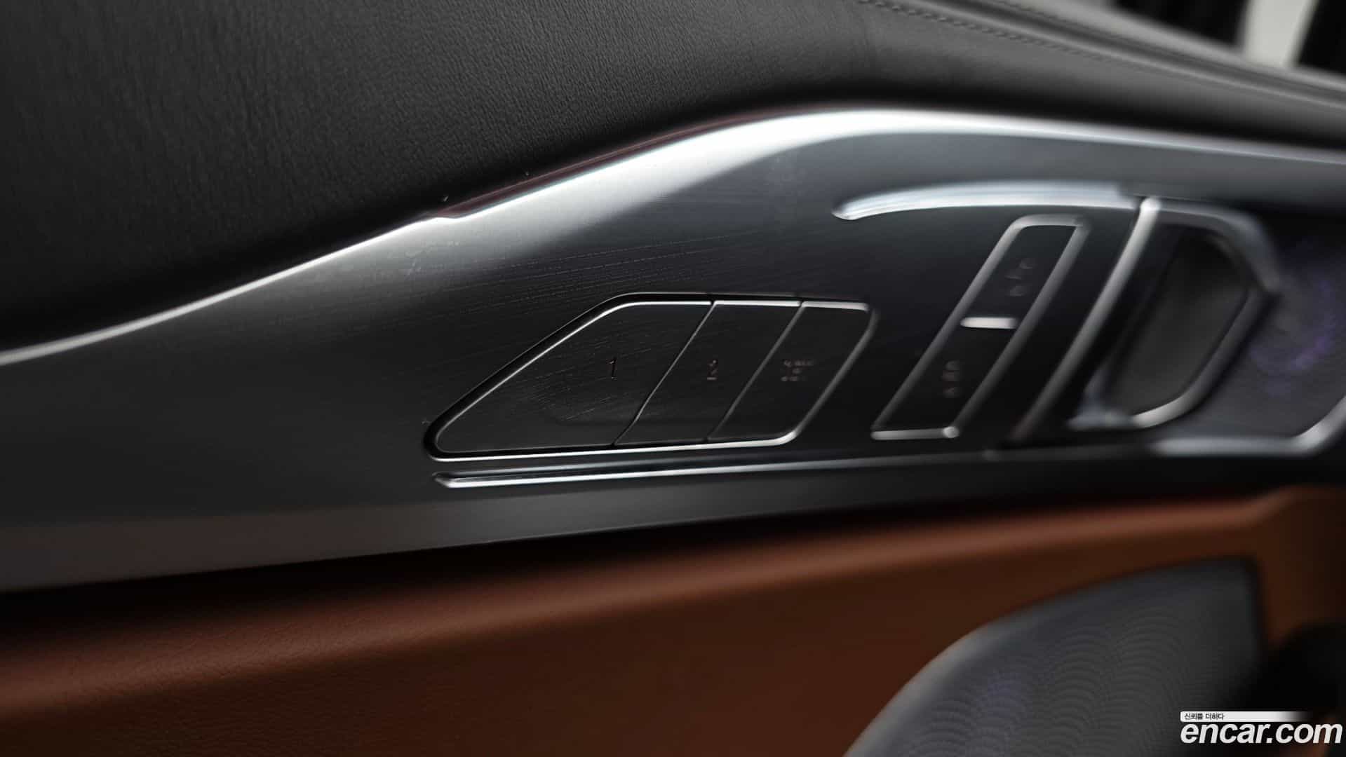 8-Series BMW 2022.9-OPTION-041