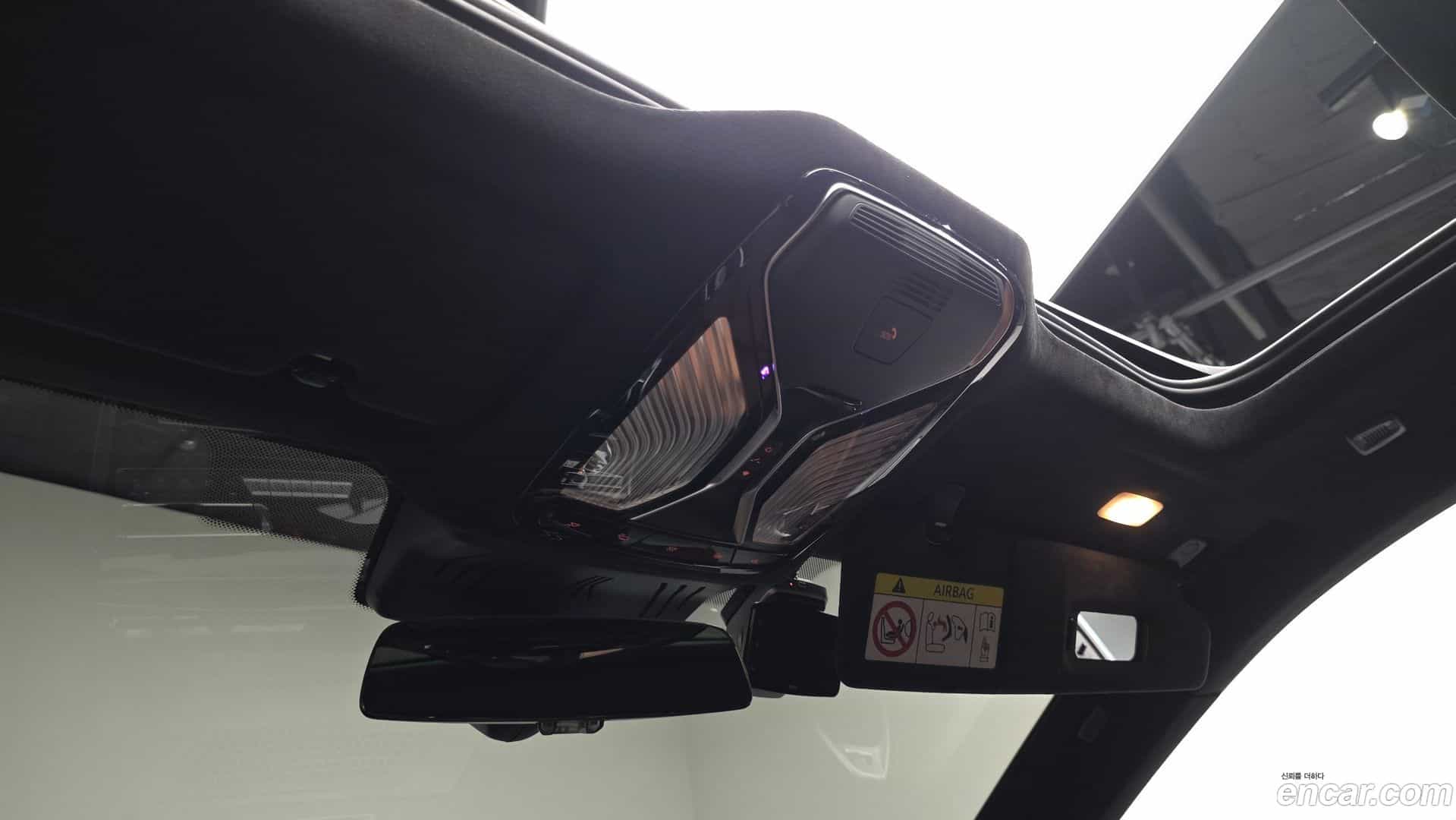 8-Series BMW 2022.9-OPTION-043