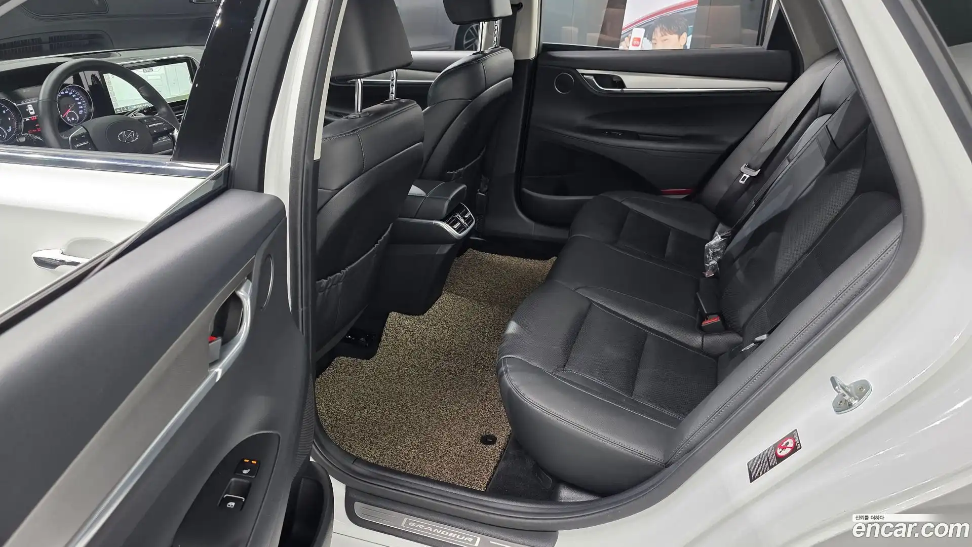 Grandeur Hyundai 2020.2-OPTION-016