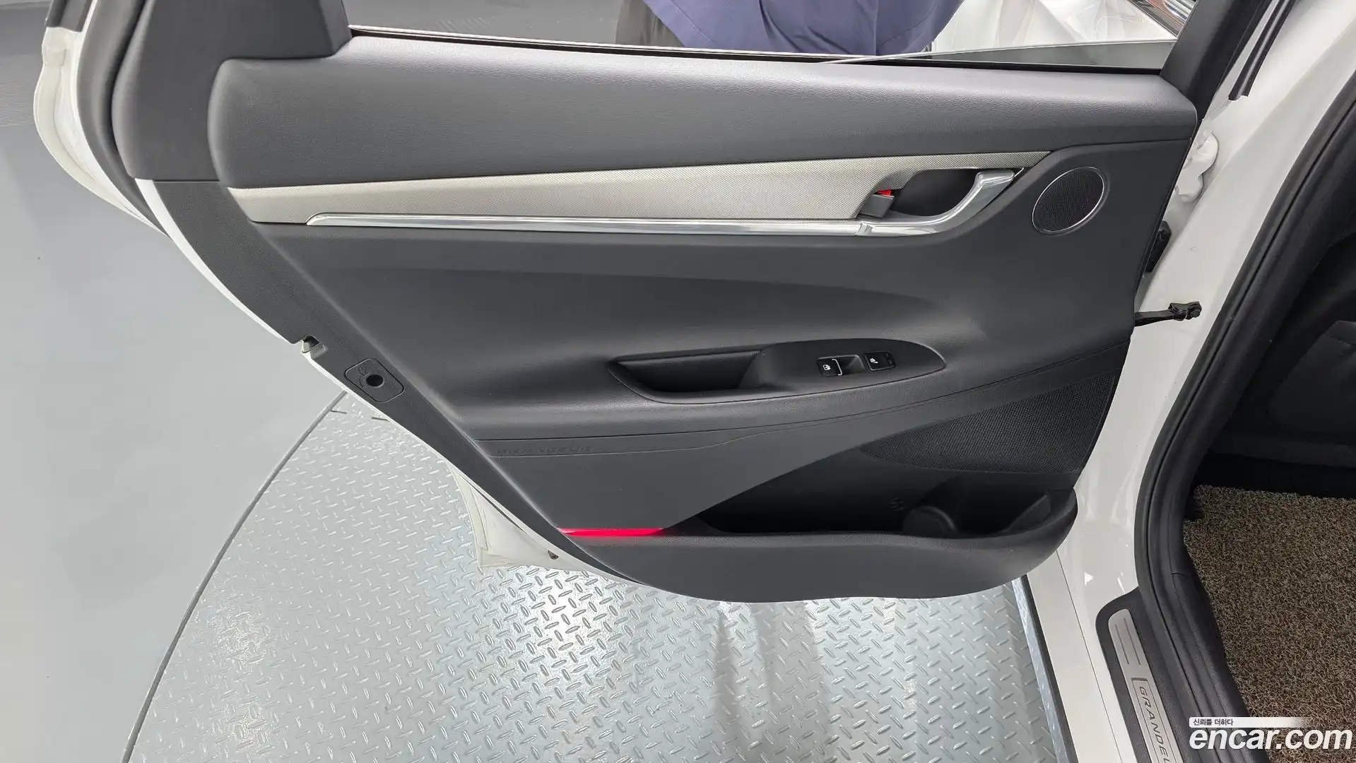Grandeur Hyundai 2020.2-INNER-035