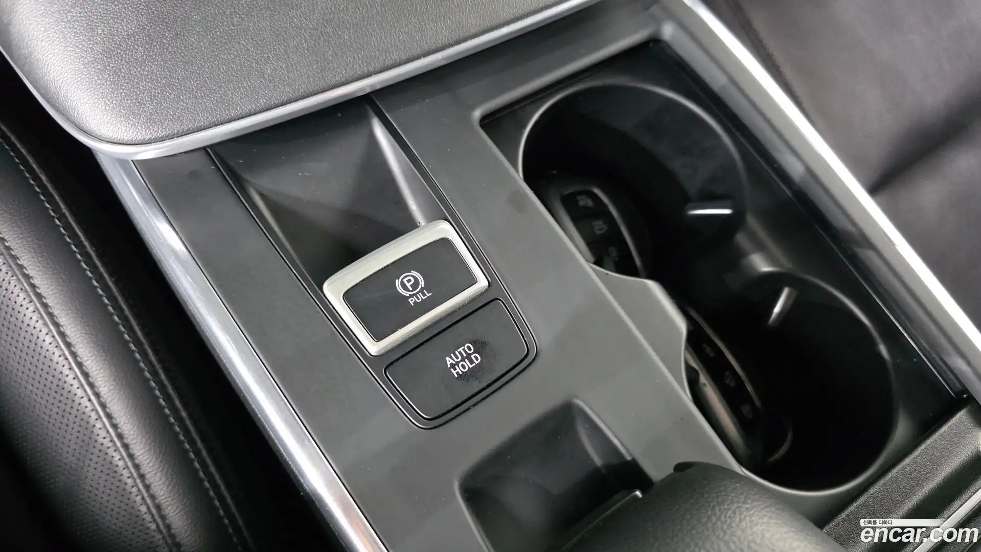 Grandeur Hyundai 2020.2-OPTION-043