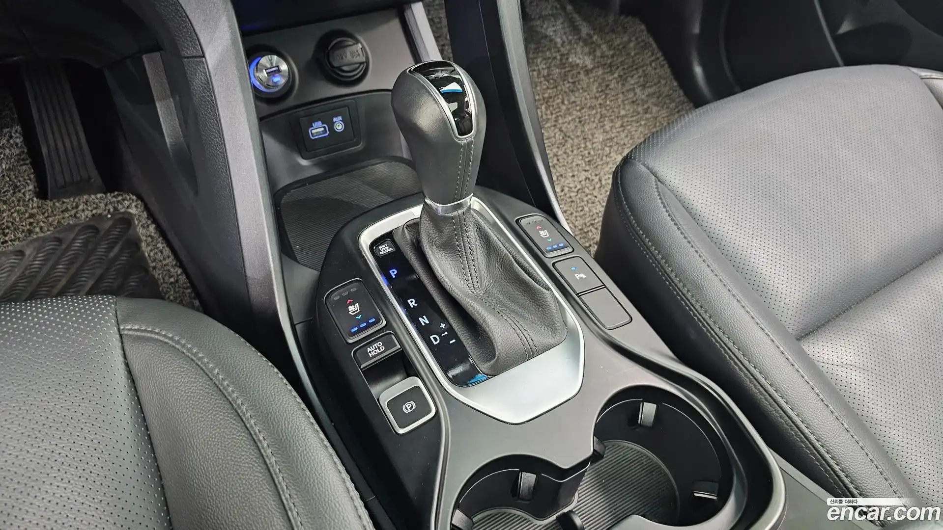 Santafe Hyundai 2017.9-INNER-009