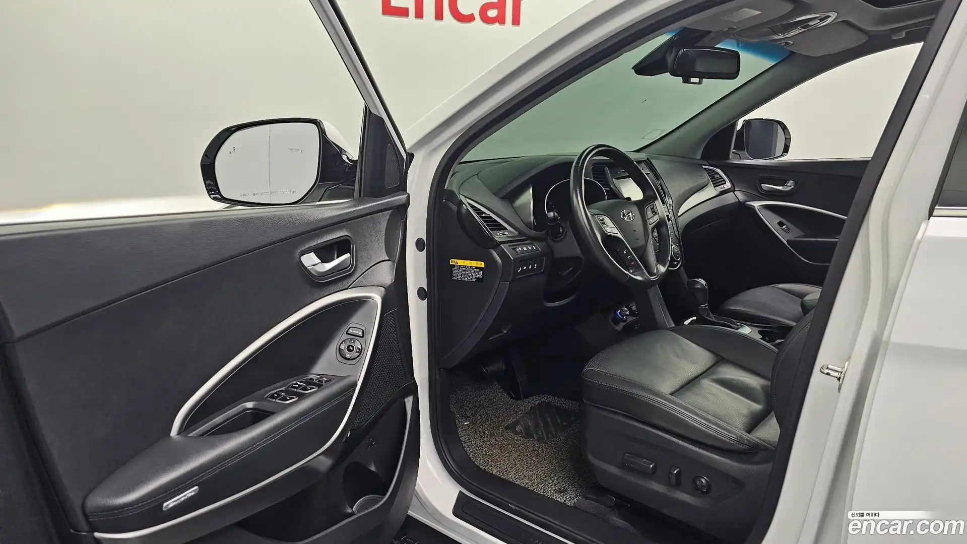 Santafe Hyundai 2017.9-INNER-010