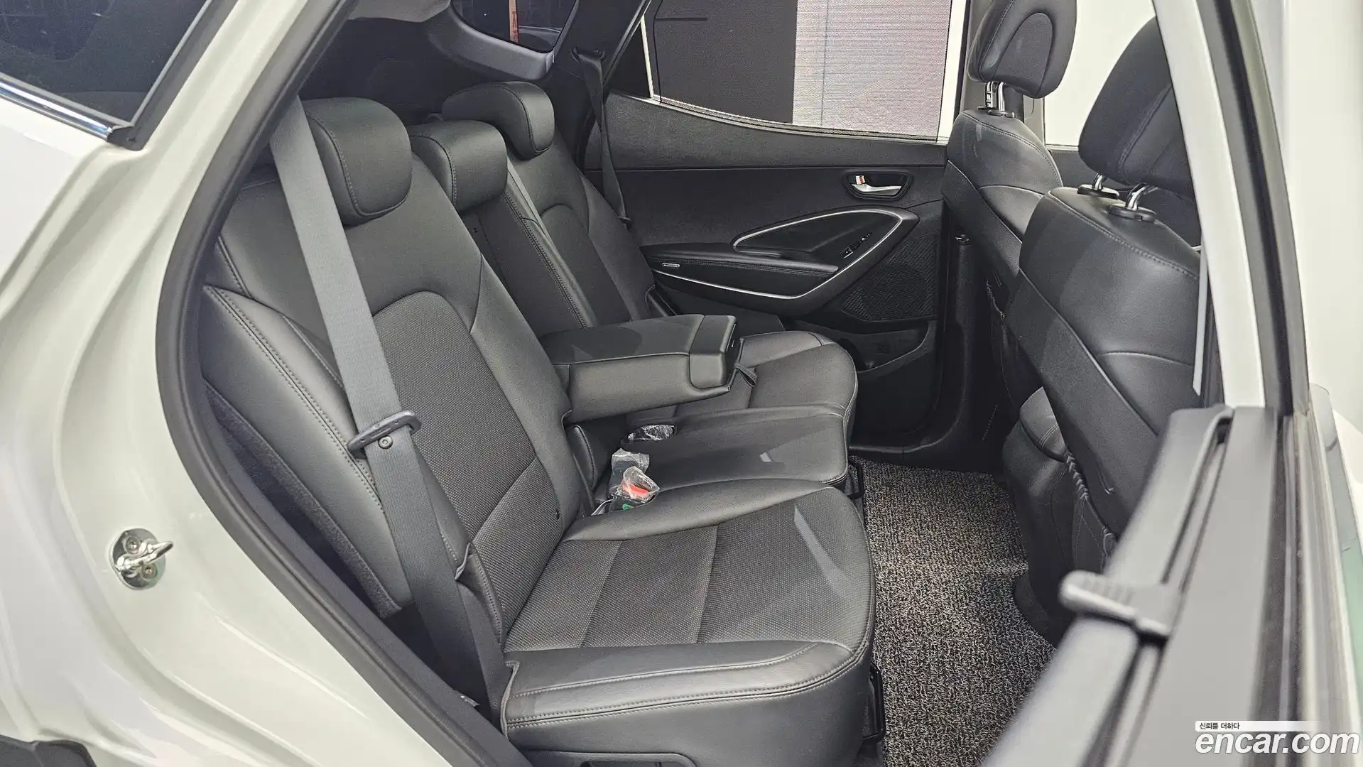 Santafe Hyundai 2017.9-OPTION-015