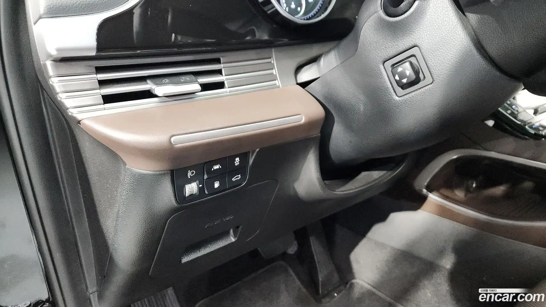 Grandeur Hyundai 2021.9-OPTION-043