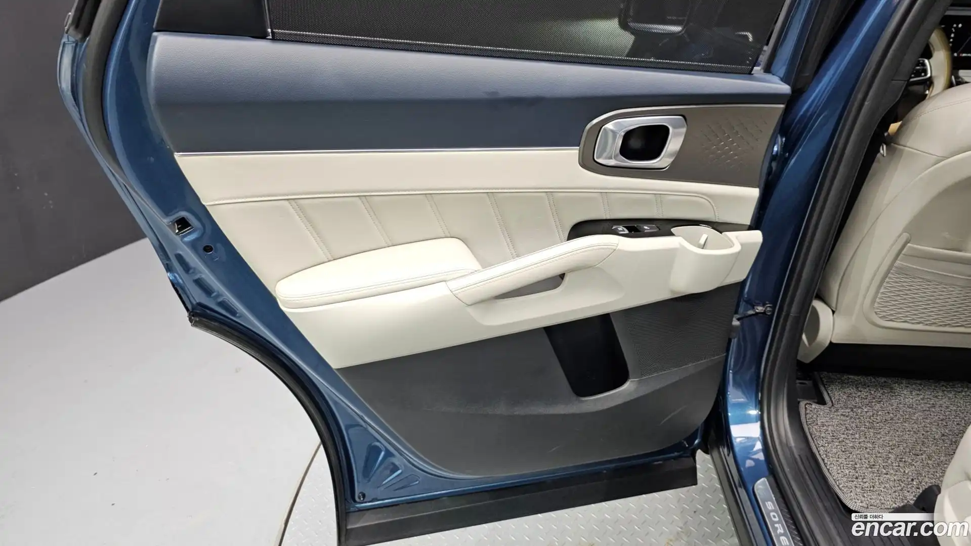 Sorento Kia 2023.5-INNER-035