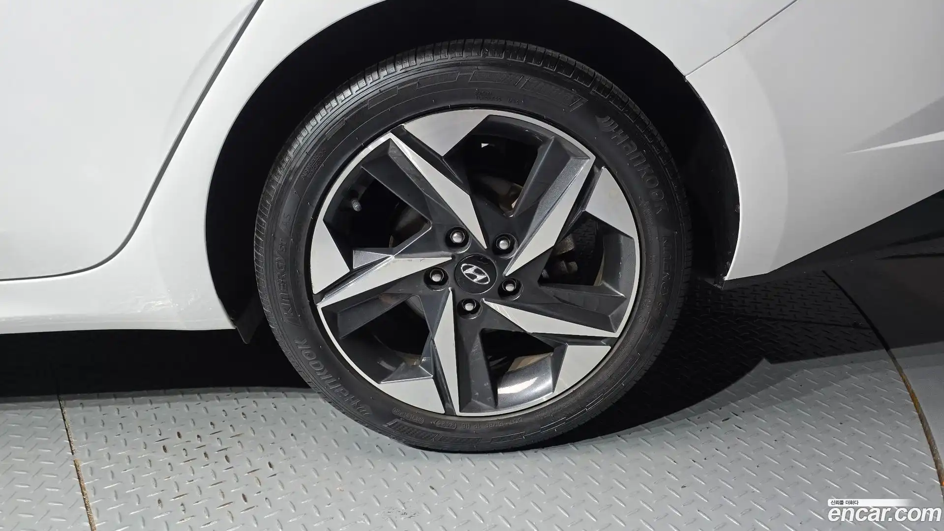 AVANTE Hyundai 2022.5-OUTER-031