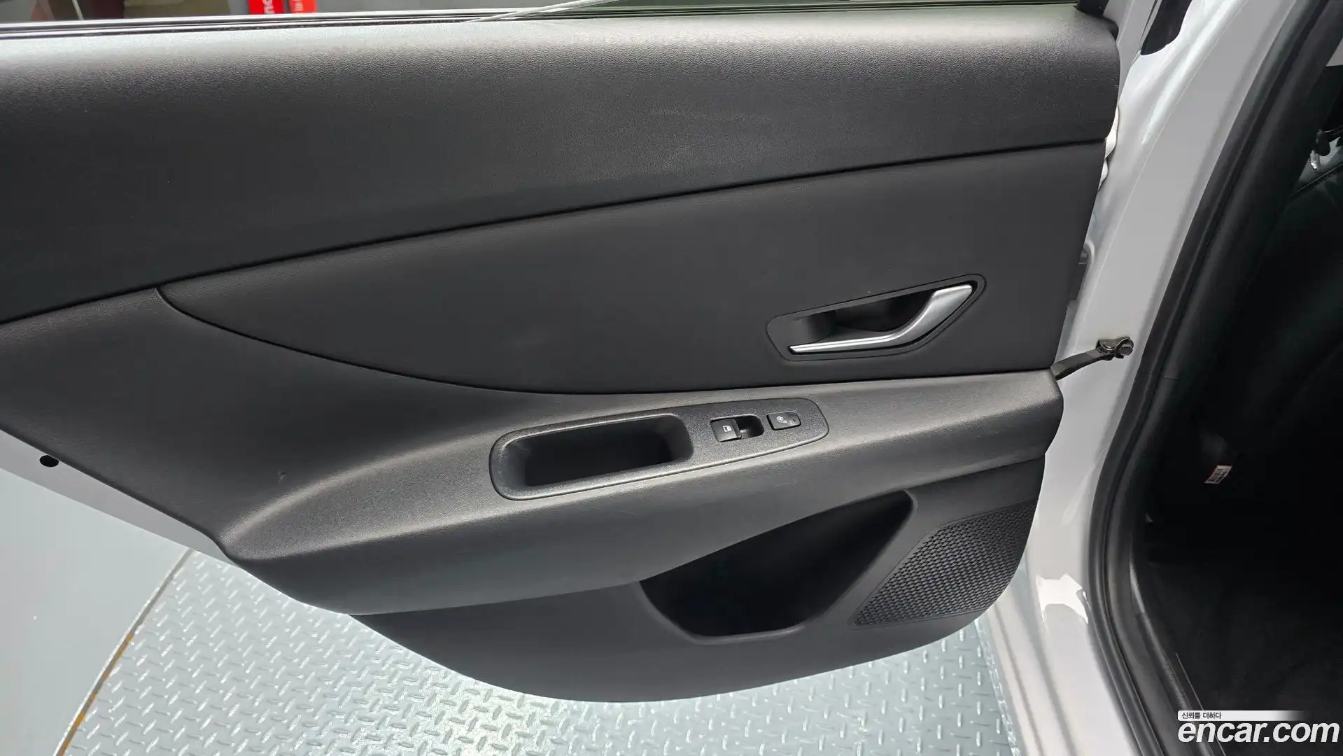 AVANTE Hyundai 2022.5-INNER-035