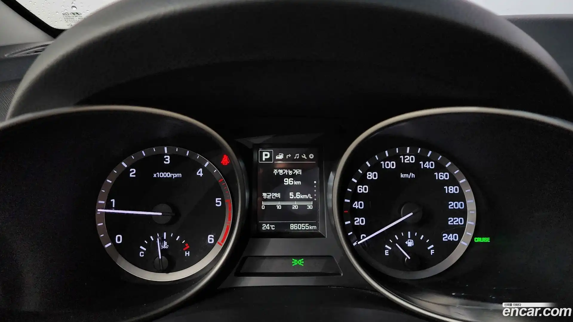 Santafe Hyundai 2017.2-INNER-008