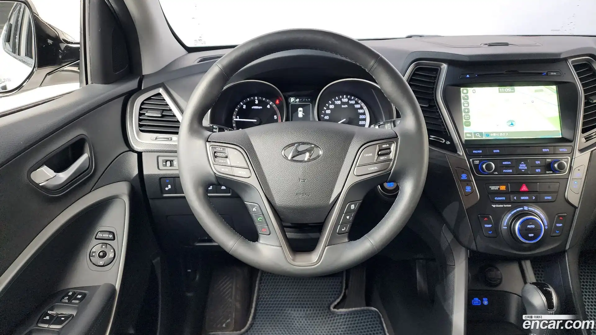 Santafe Hyundai 2017.2-OPTION-018