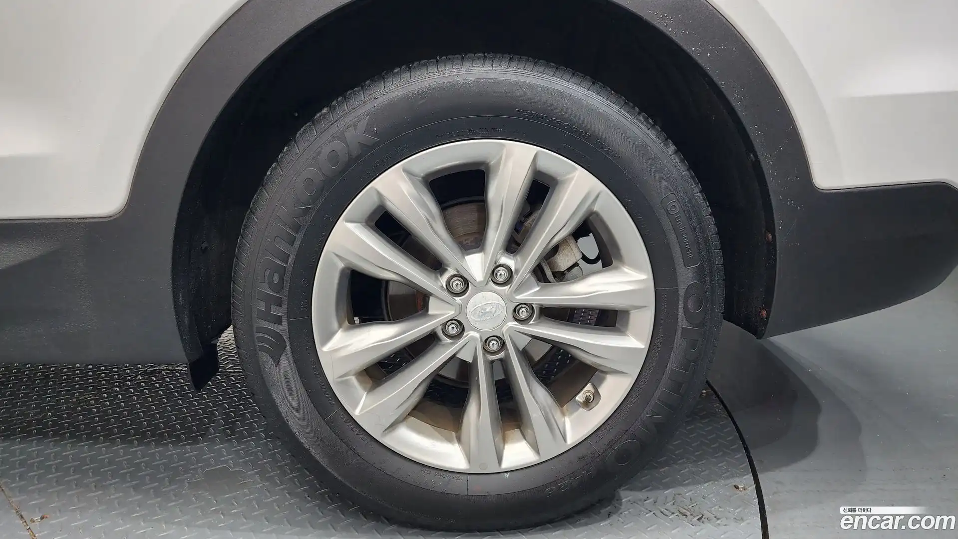 Santafe Hyundai 2017.2-OUTER-031
