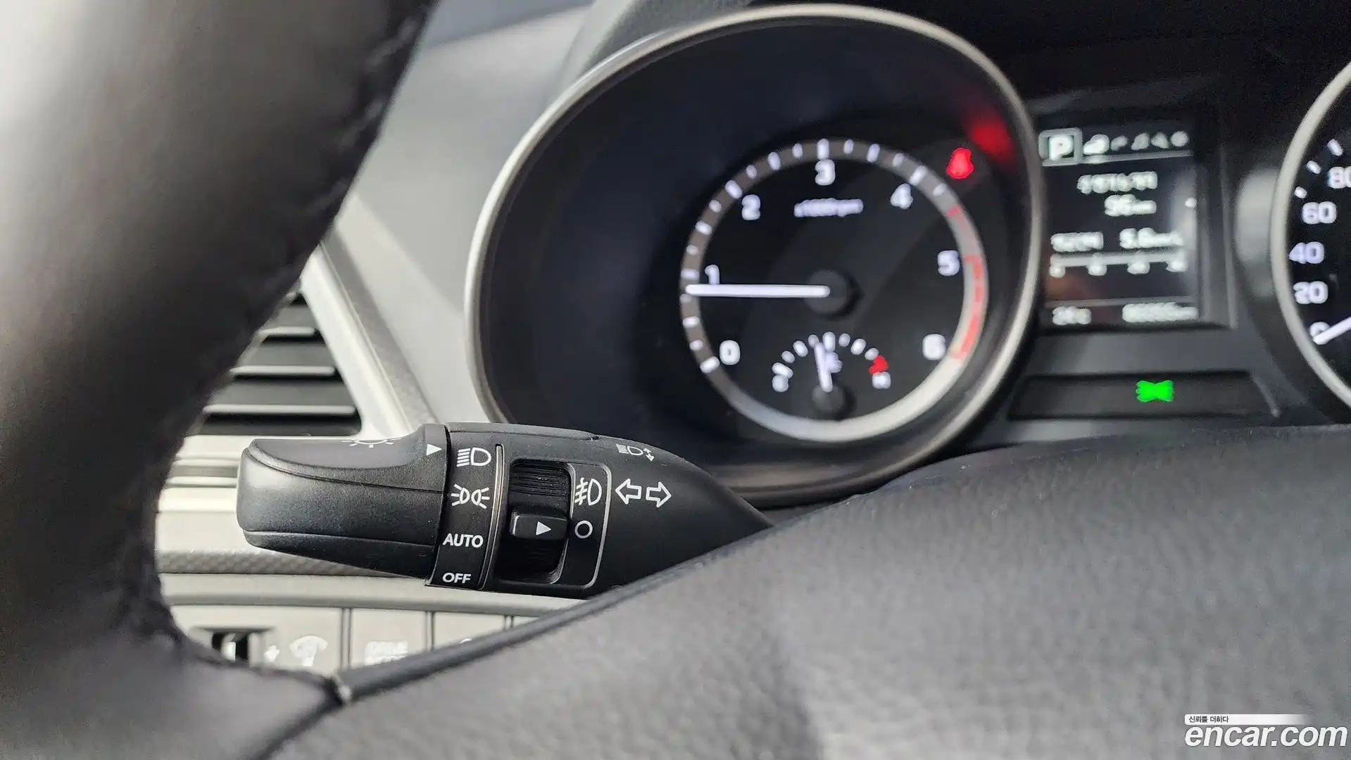 Santafe Hyundai 2017.2-OPTION-045
