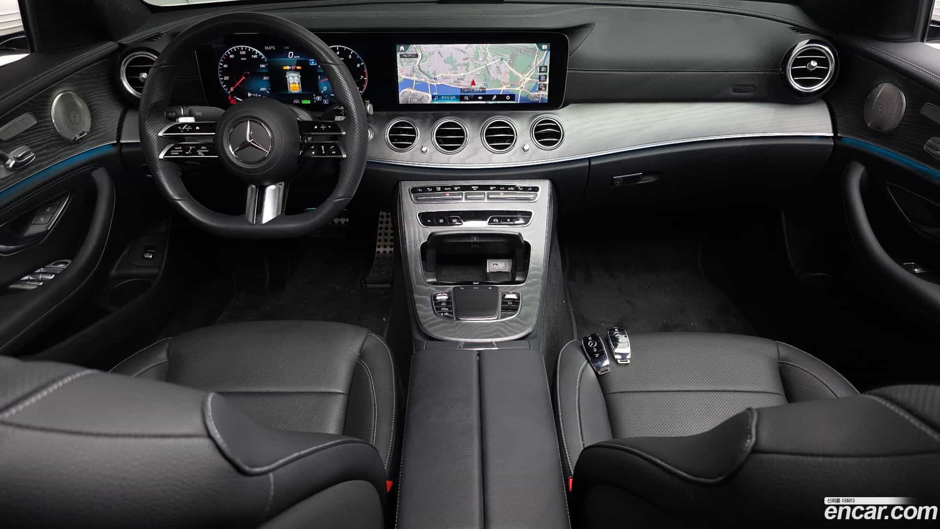 E-Class Mercedes-Benz 2022.9-INNER-007