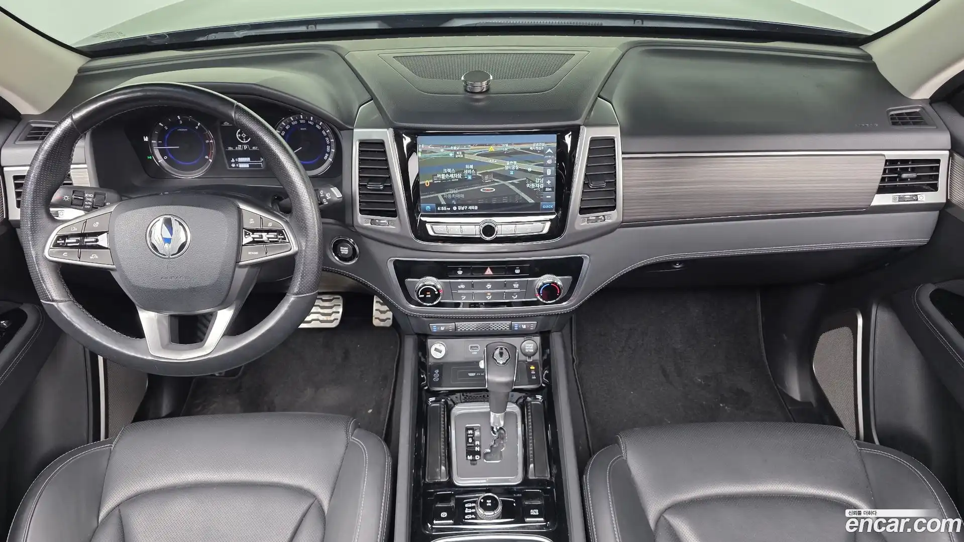 Rexton KG Mobility 2019.3-INNER-007