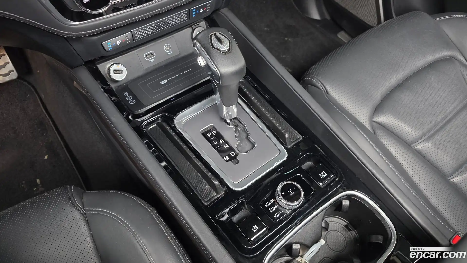 Rexton KG Mobility 2019.3-INNER-009