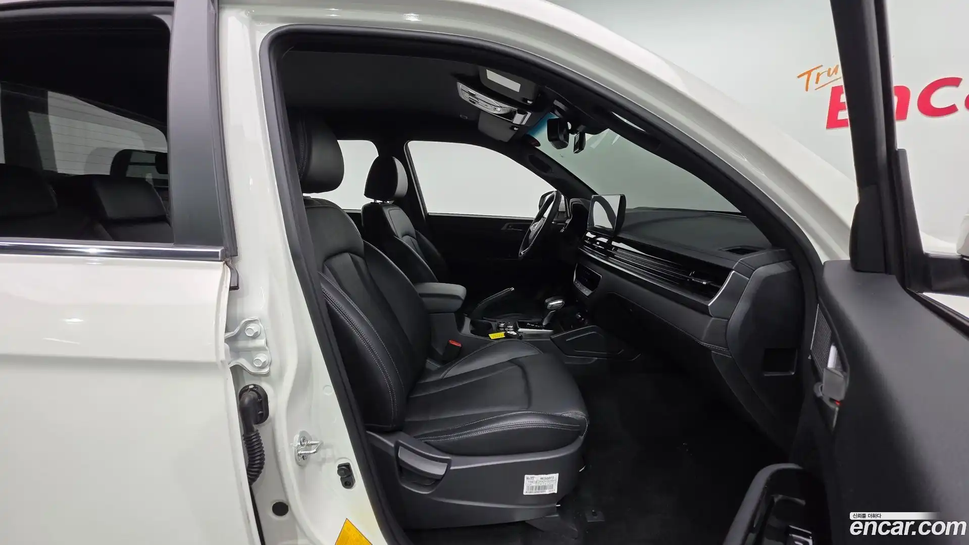 Rexton KG Mobility 2024.5-INNER-010