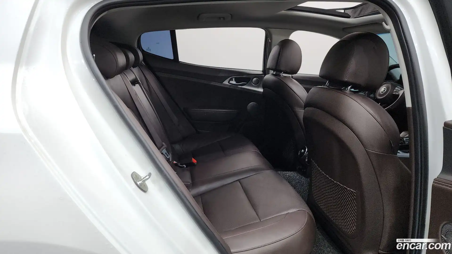 Stinger Kia 2017.9-OPTION-015
