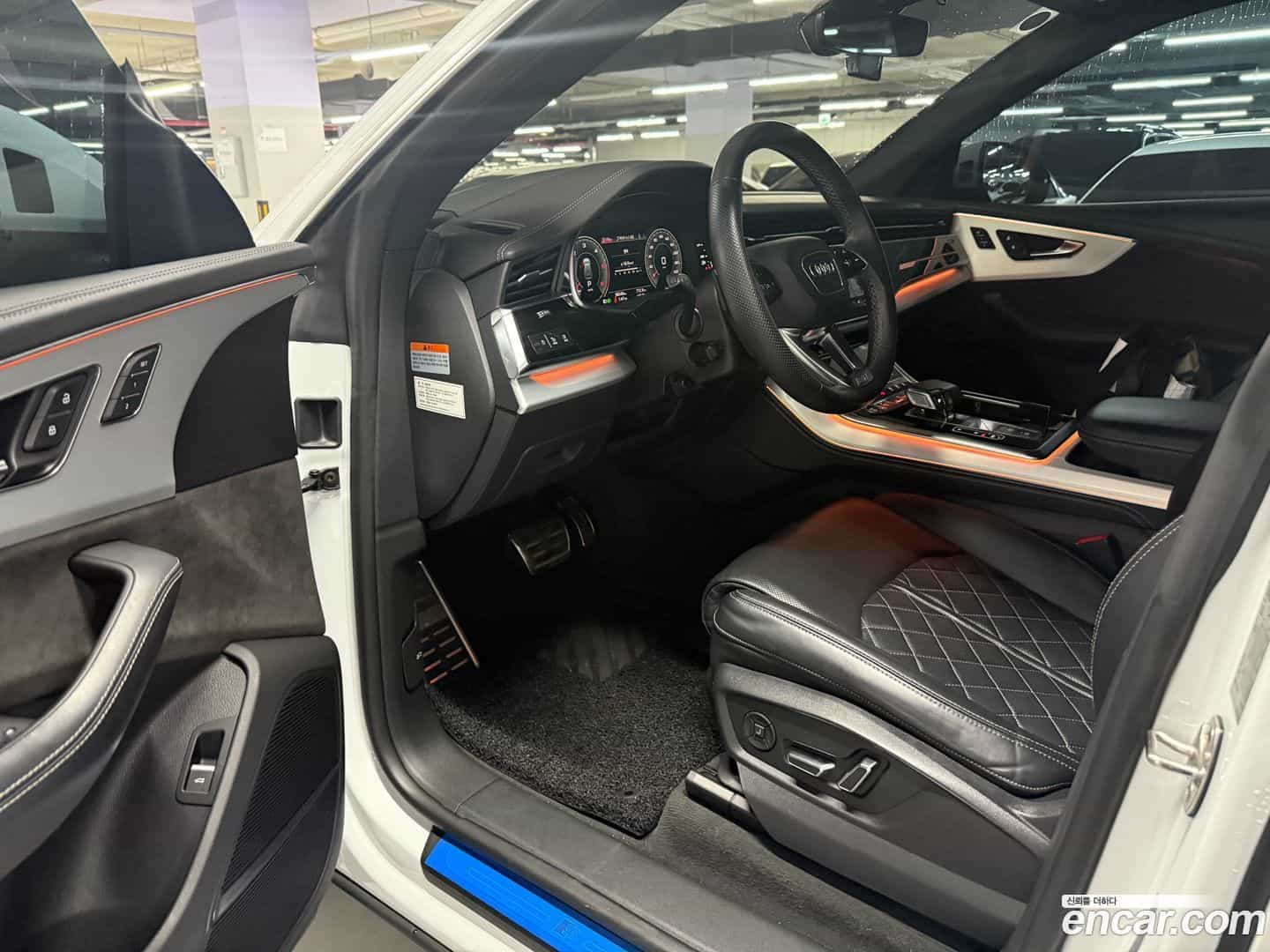 Q8 Audi 2021.6-OPTION-015