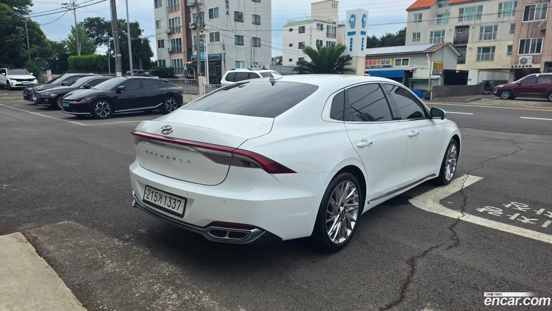 Grandeur Hyundai 2022.5-OUTER-006