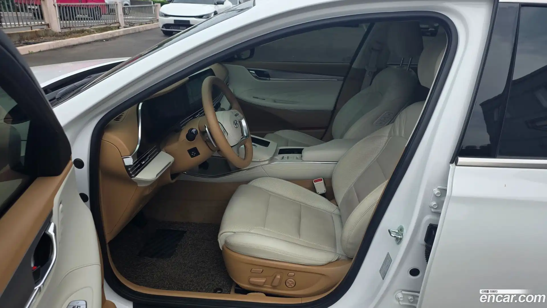 Grandeur Hyundai 2022.5-INNER-007