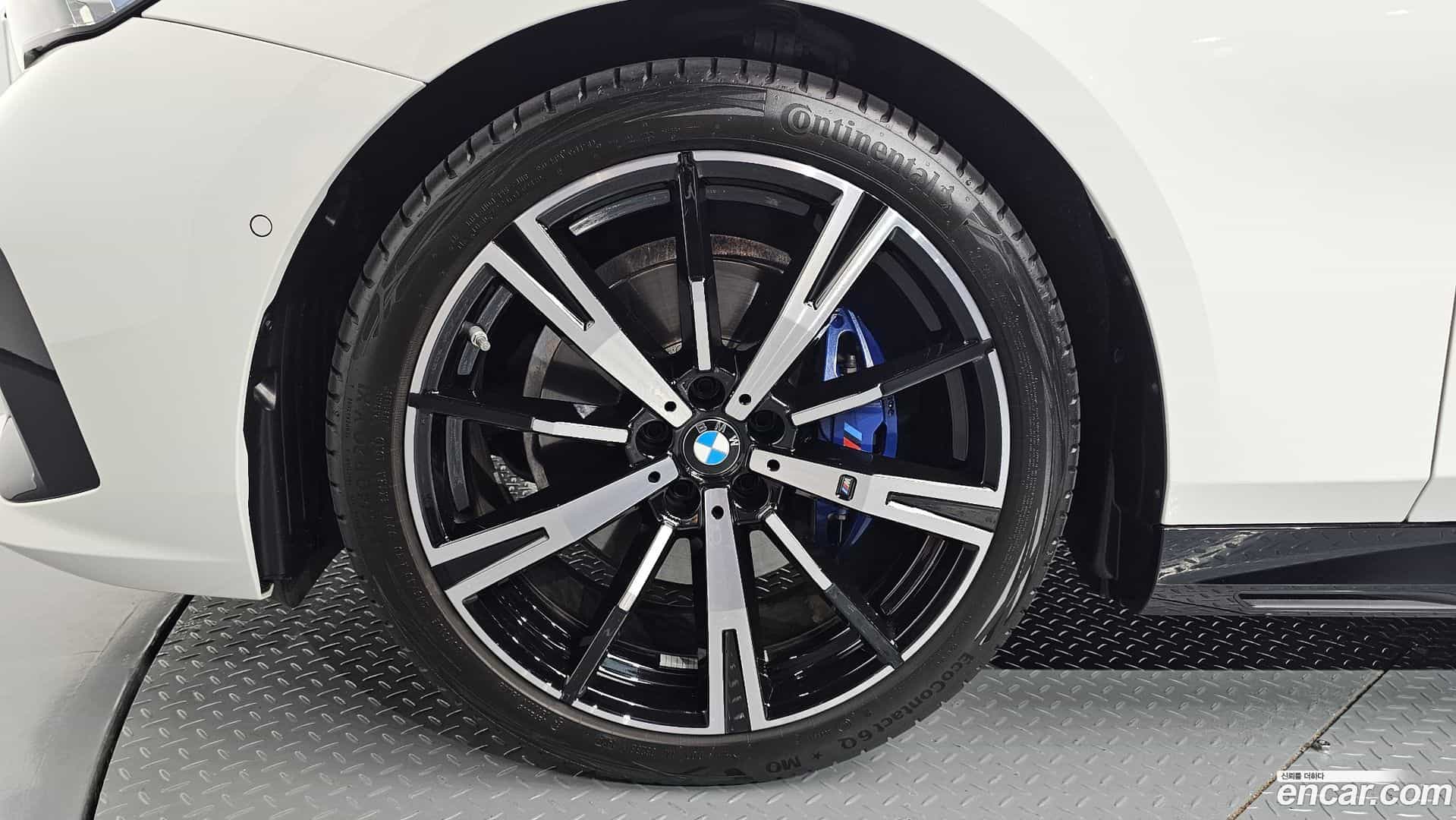 5-Series BMW 2024.9-OUTER-005