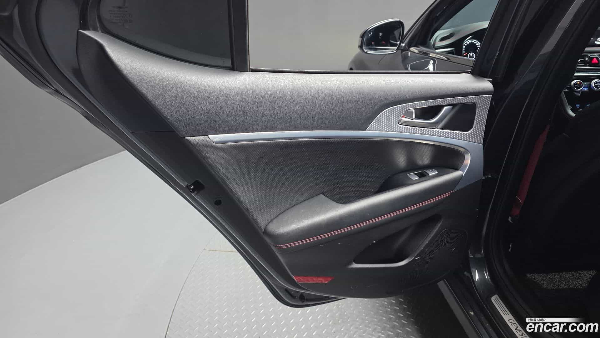 G70 Genesis 2021.6-INNER-035