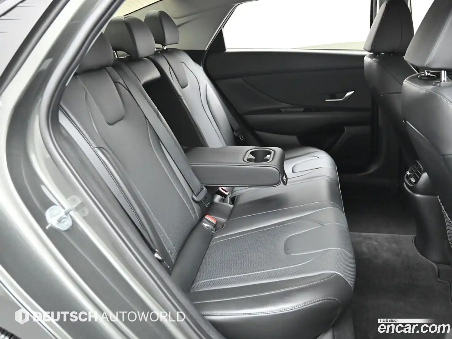 AVANTE Hyundai 2021.3-OPTION-016