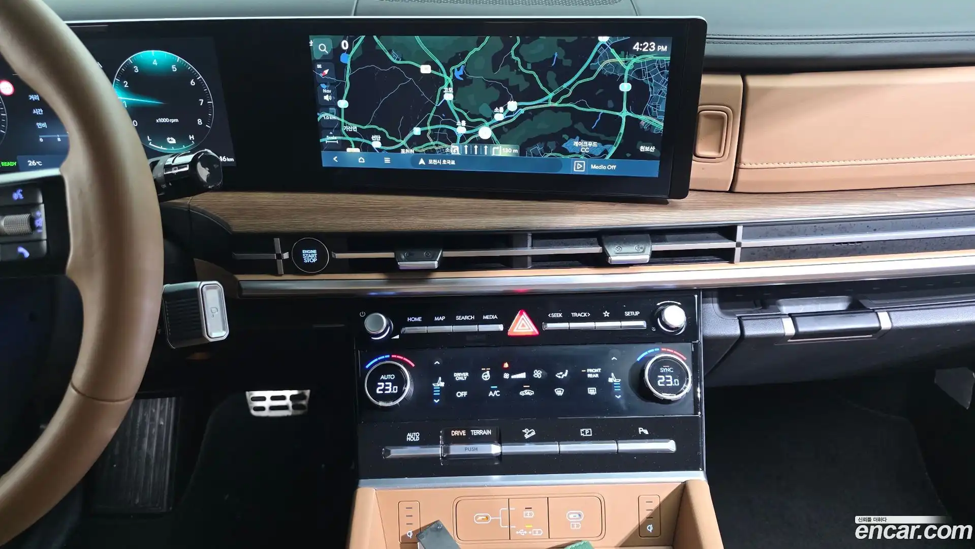 Santafe Hyundai 2023.10-OPTION-018