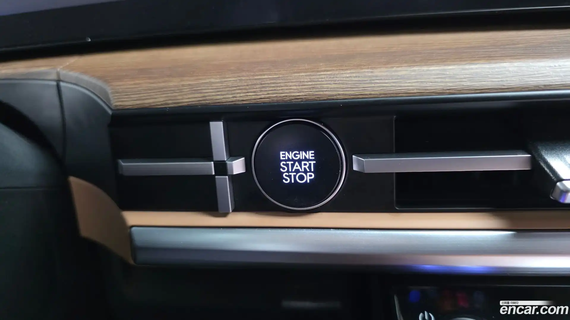 Santafe Hyundai 2023.10-OPTION-043