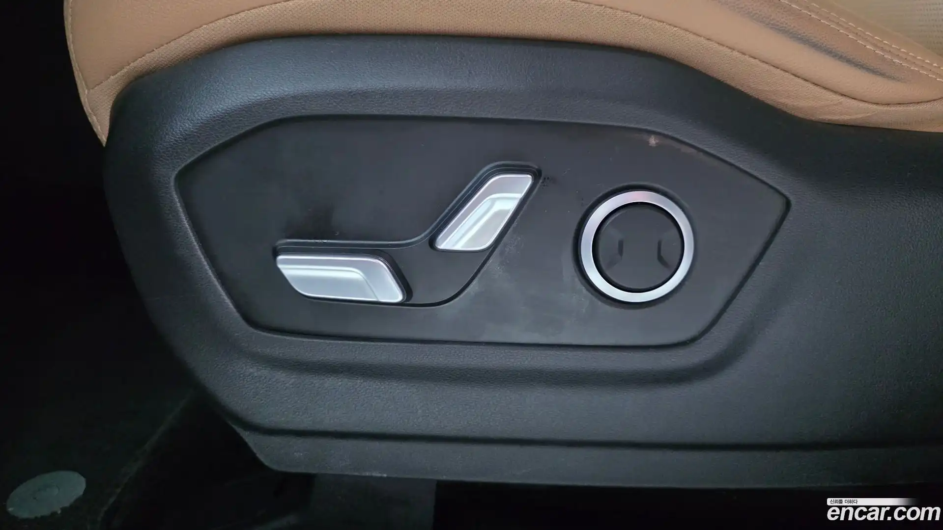 Santafe Hyundai 2023.10-OPTION-044
