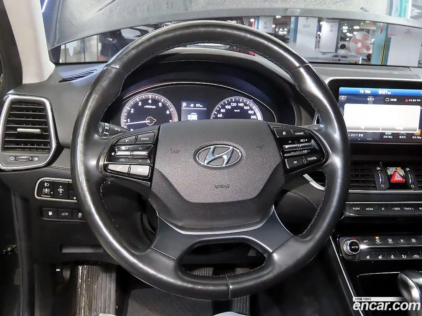 Grandeur Hyundai 2018.3-INNER-008