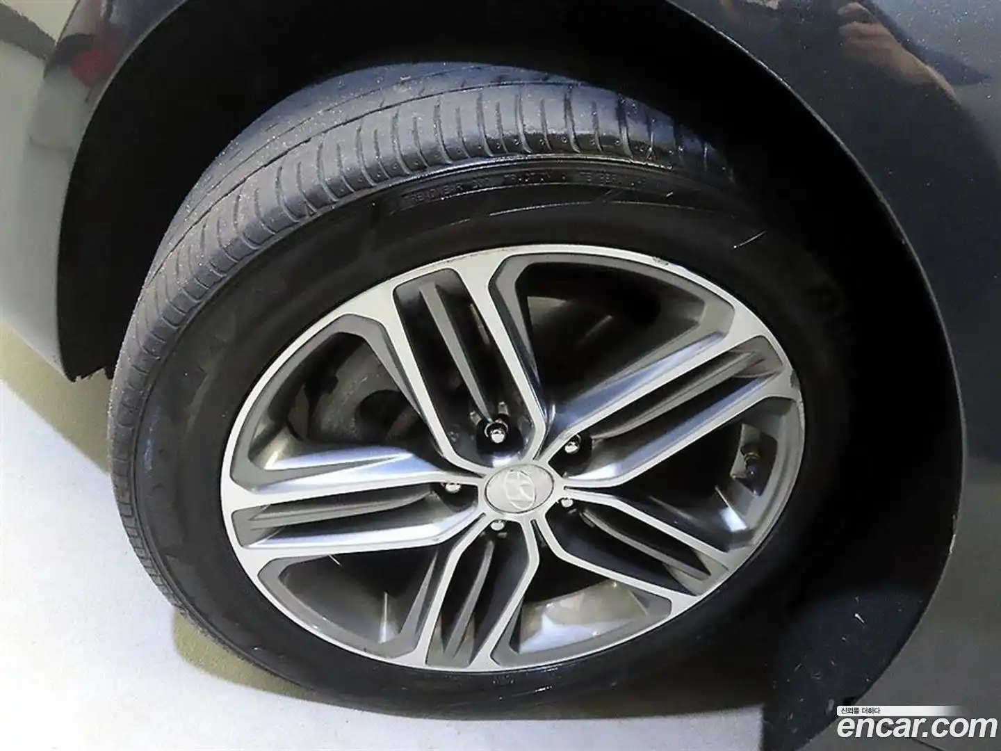 Grandeur Hyundai 2018.3-OPTION-024