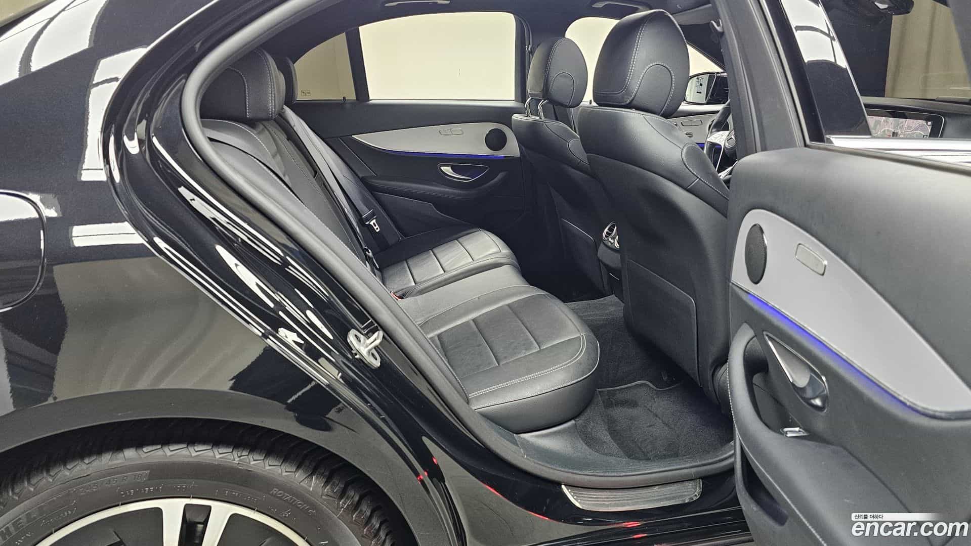 E-Class Mercedes-Benz 2021.5-OPTION-015