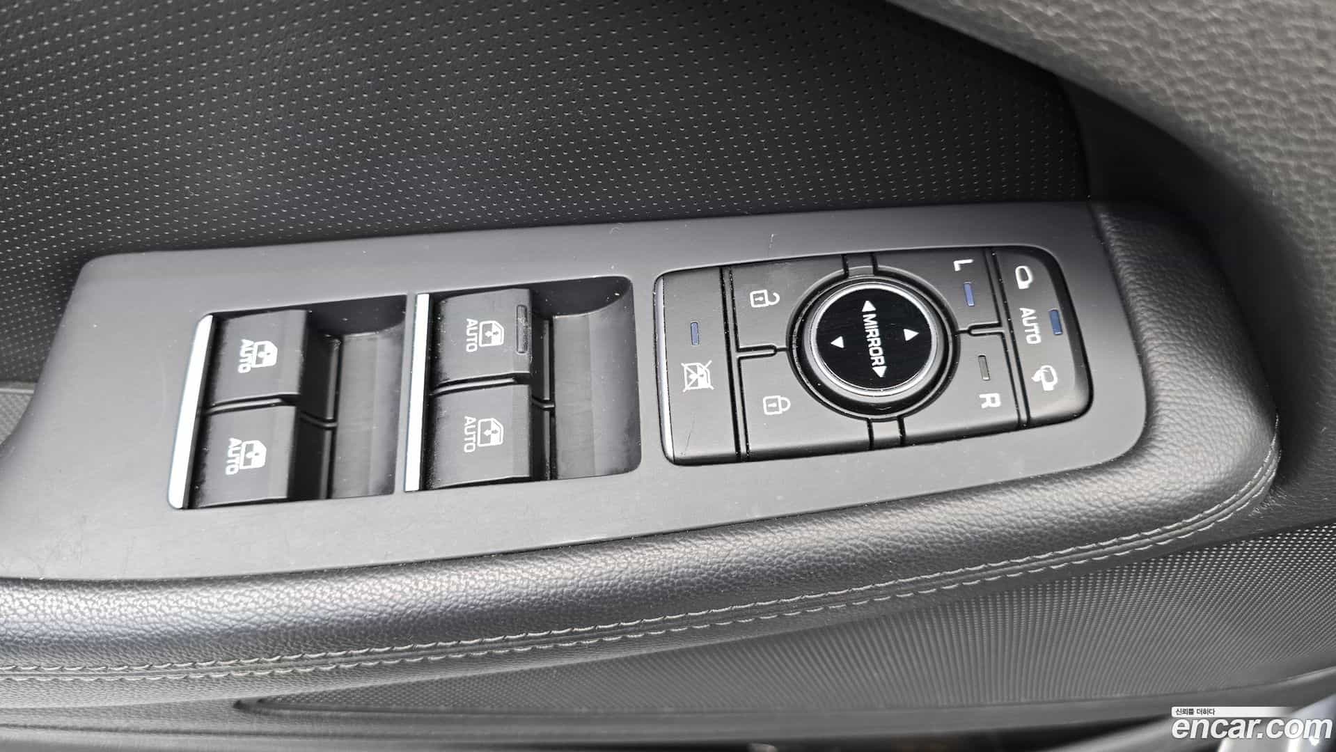 G80 Genesis 2017.10-OPTION-041