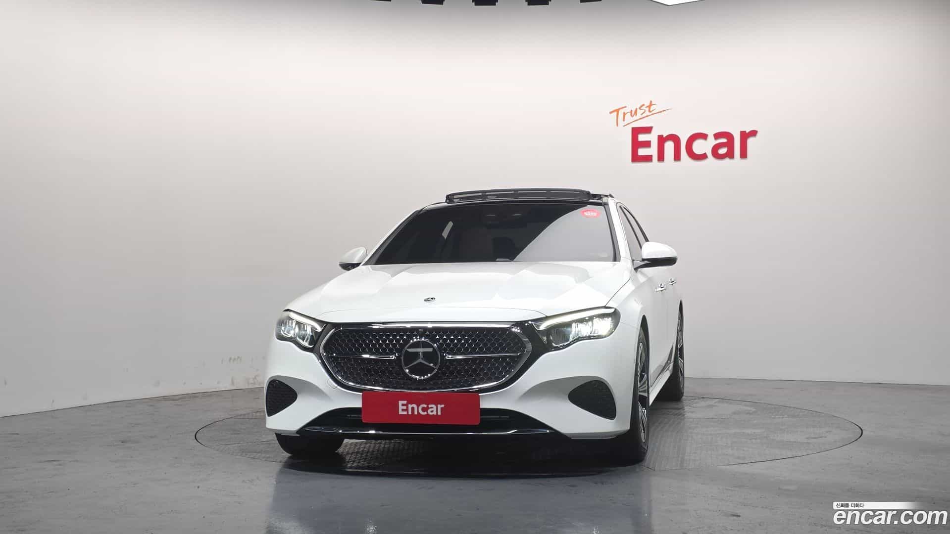 E-Class Mercedes-Benz 2025.3-OUTER-003