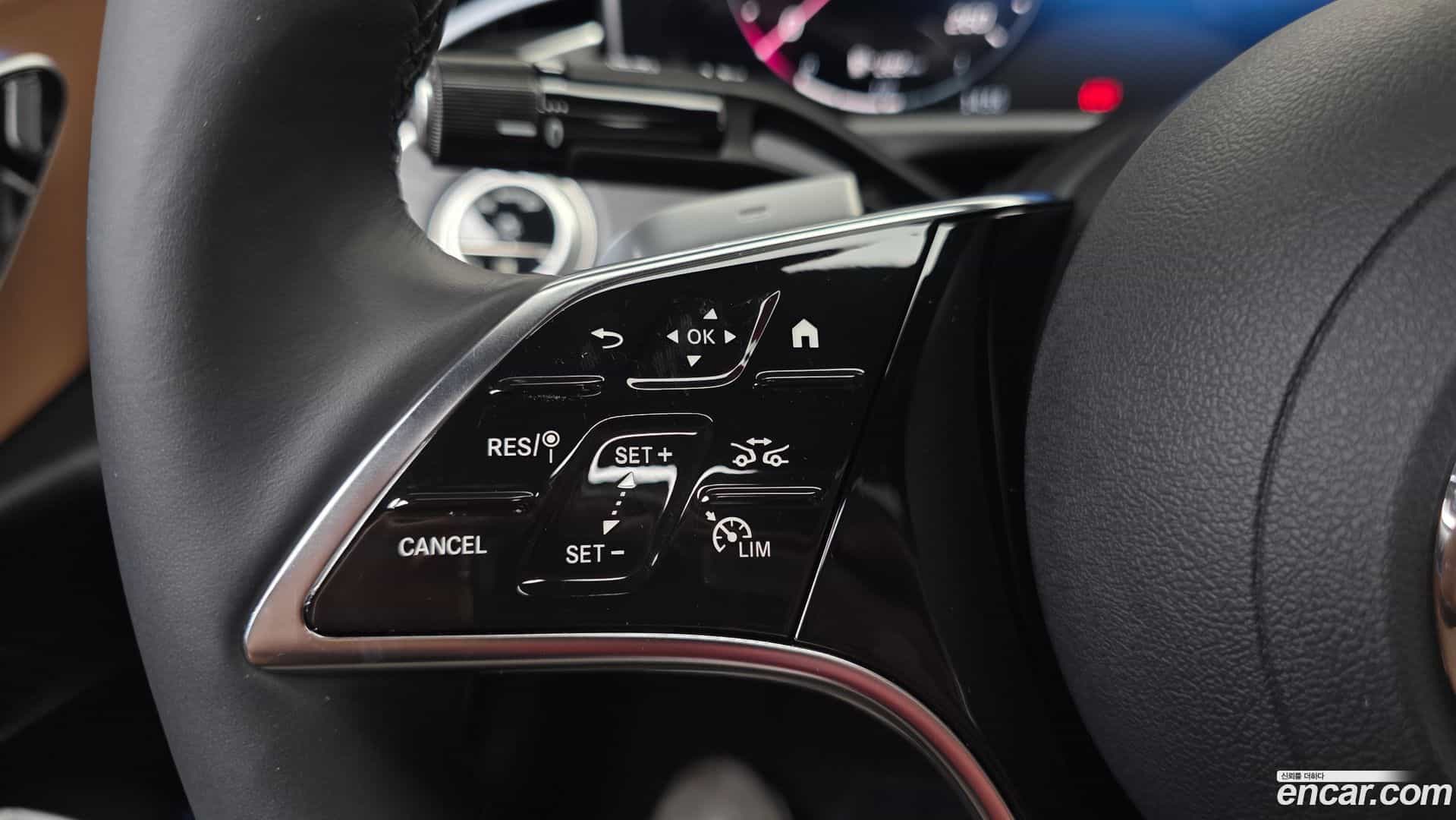 E-Class Mercedes-Benz 2025.3-OPTION-022