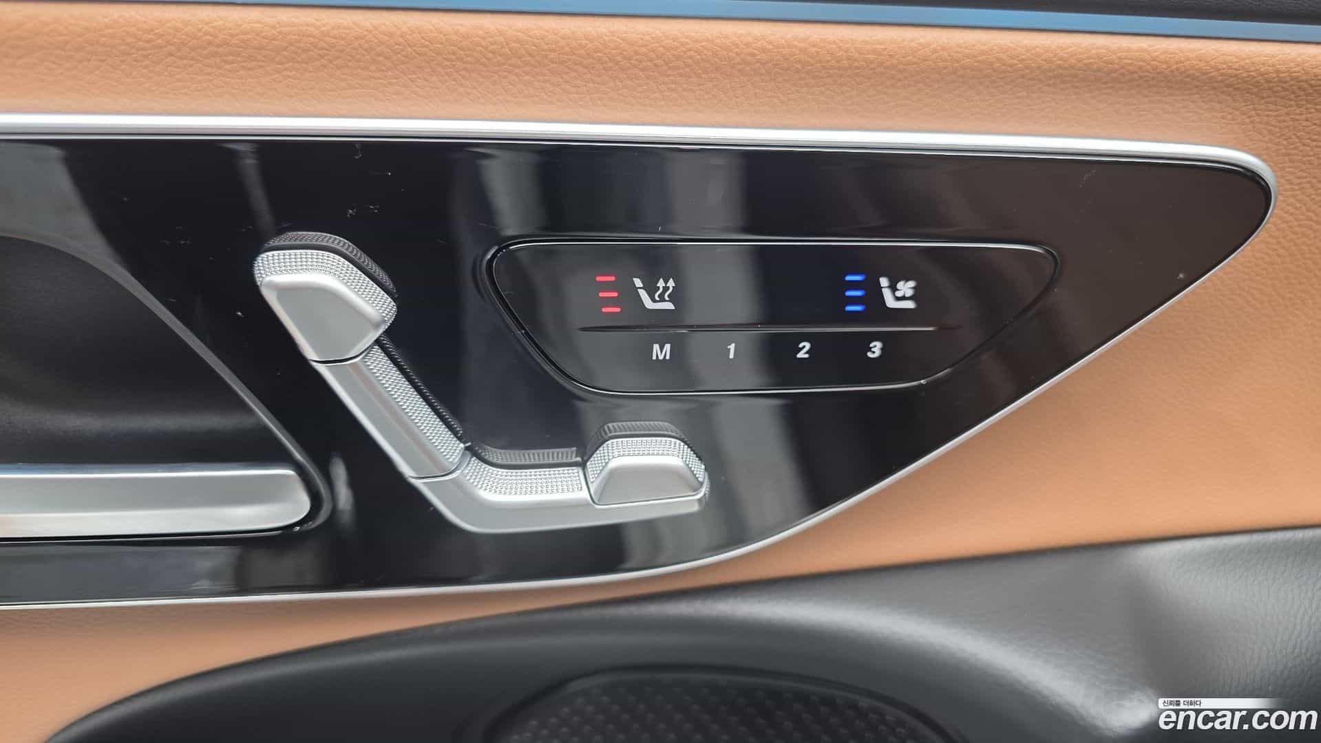 E-Class Mercedes-Benz 2025.3-OPTION-042