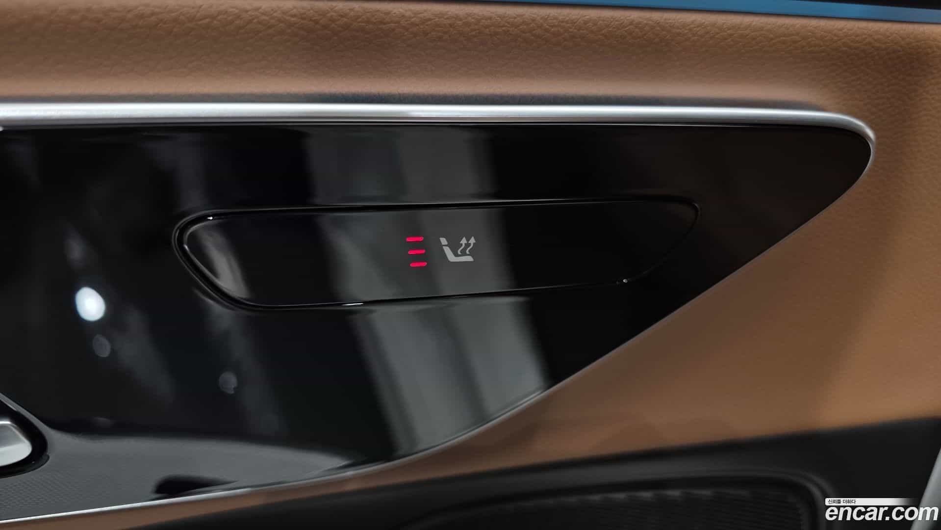 E-Class Mercedes-Benz 2025.3-OPTION-043