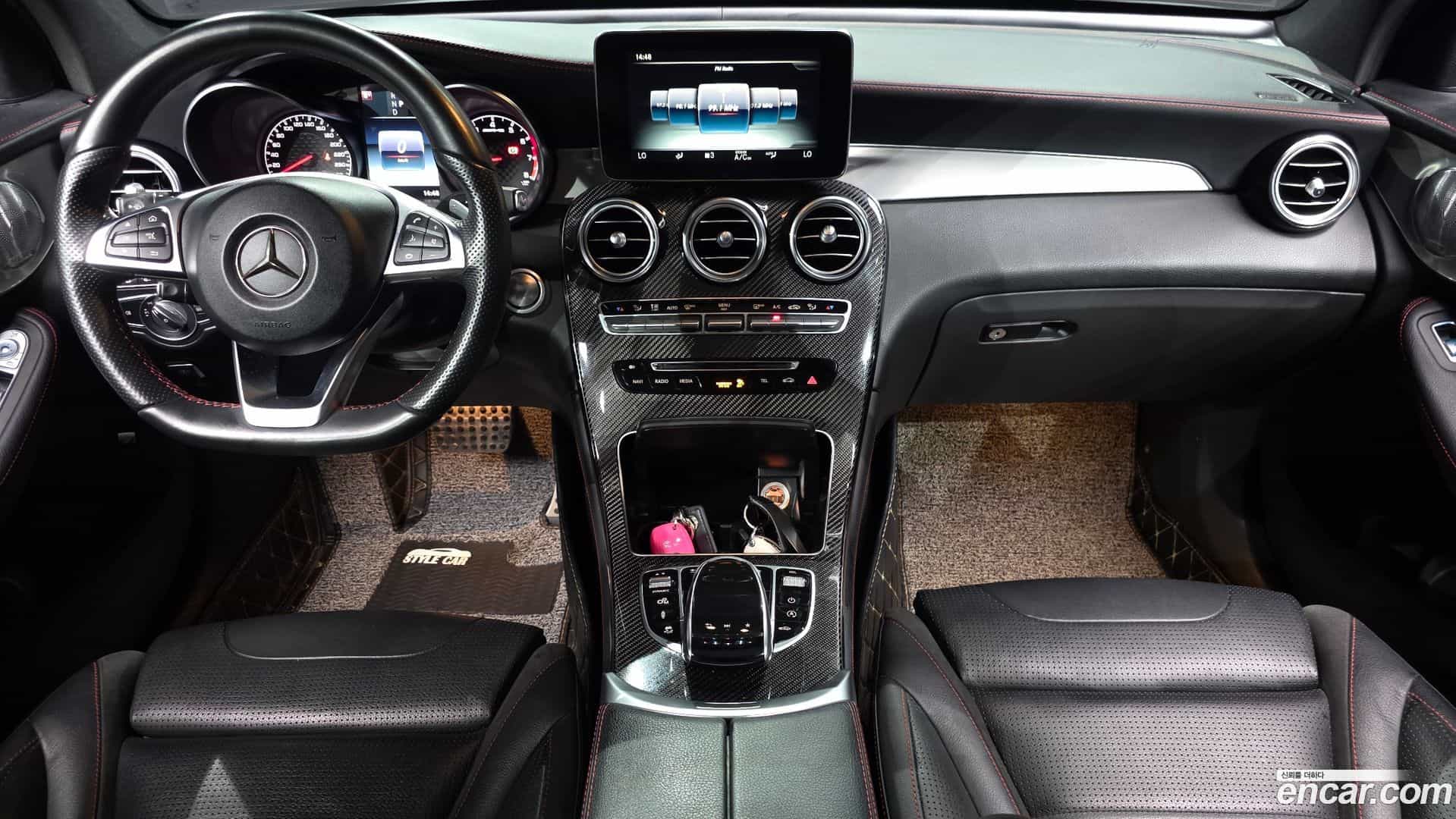 GLC-Class Mercedes-Benz 2017.5-INNER-007