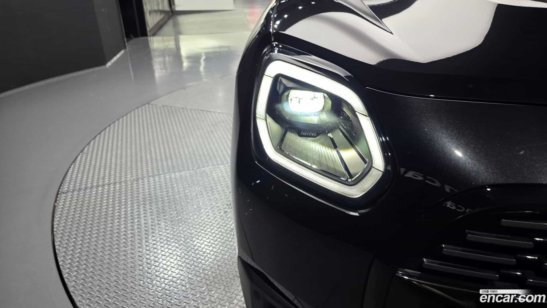 Countryman Mini 2024.11-OUTER-032