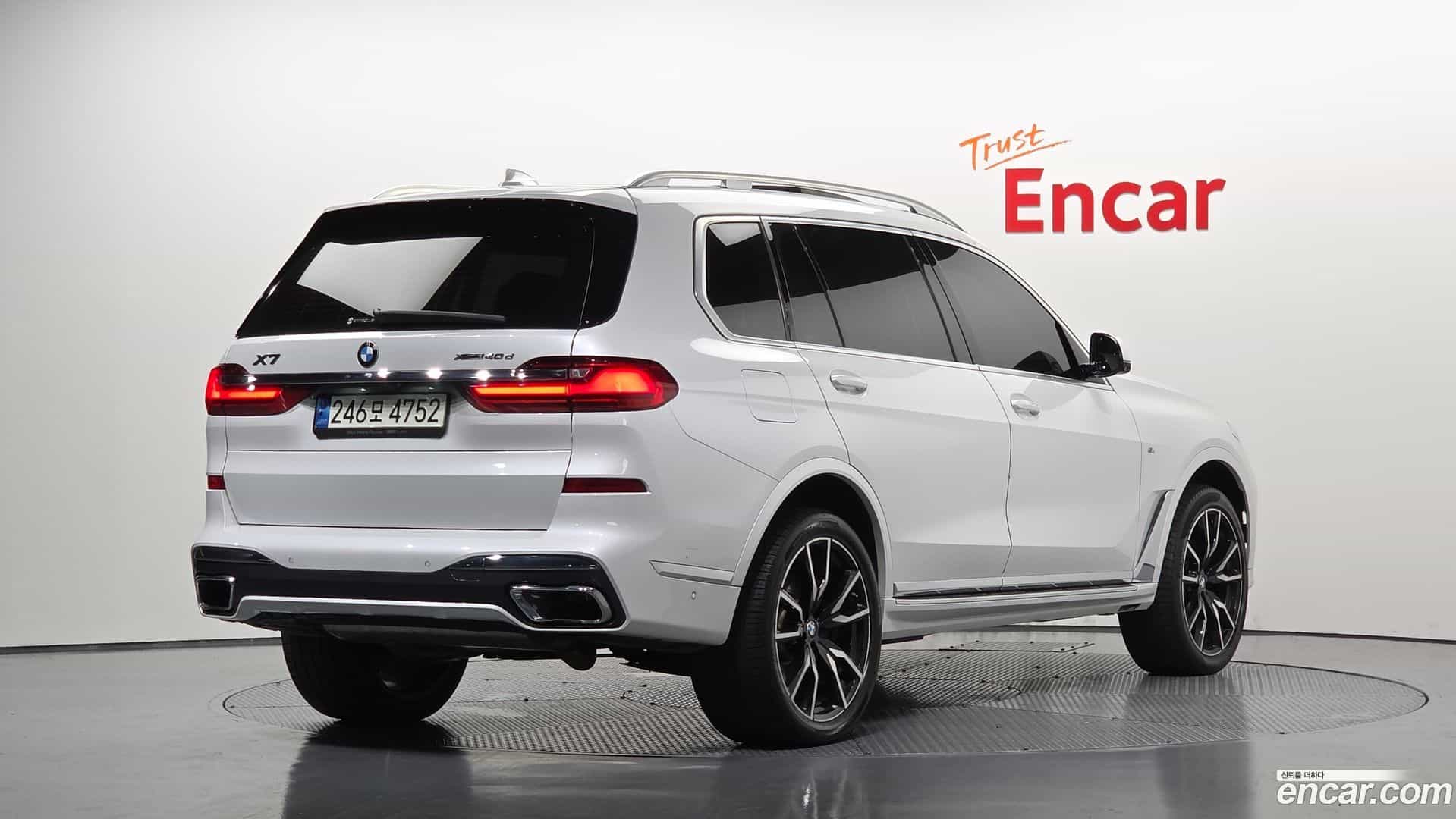 X7 BMW 2021.4-OUTER-002