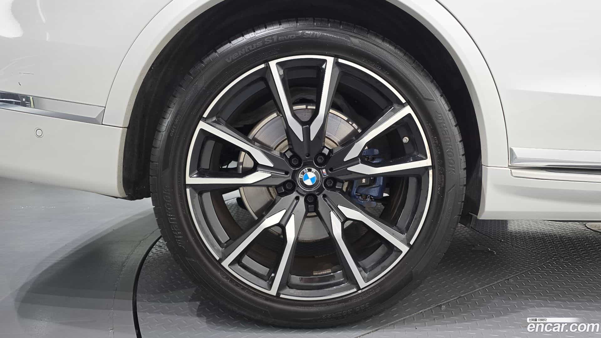 X7 BMW 2021.4-OUTER-005