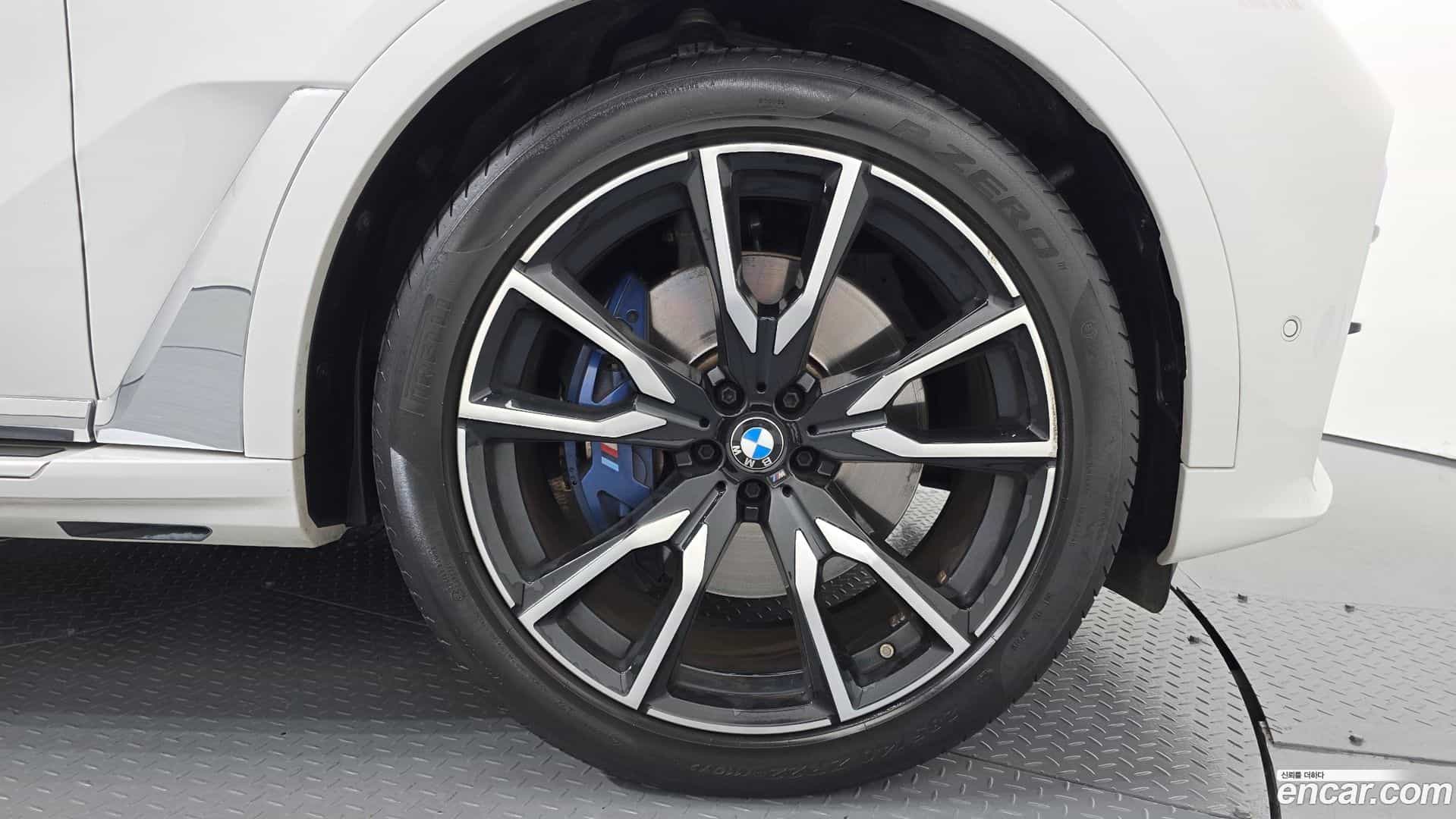 X7 BMW 2021.4-OUTER-031