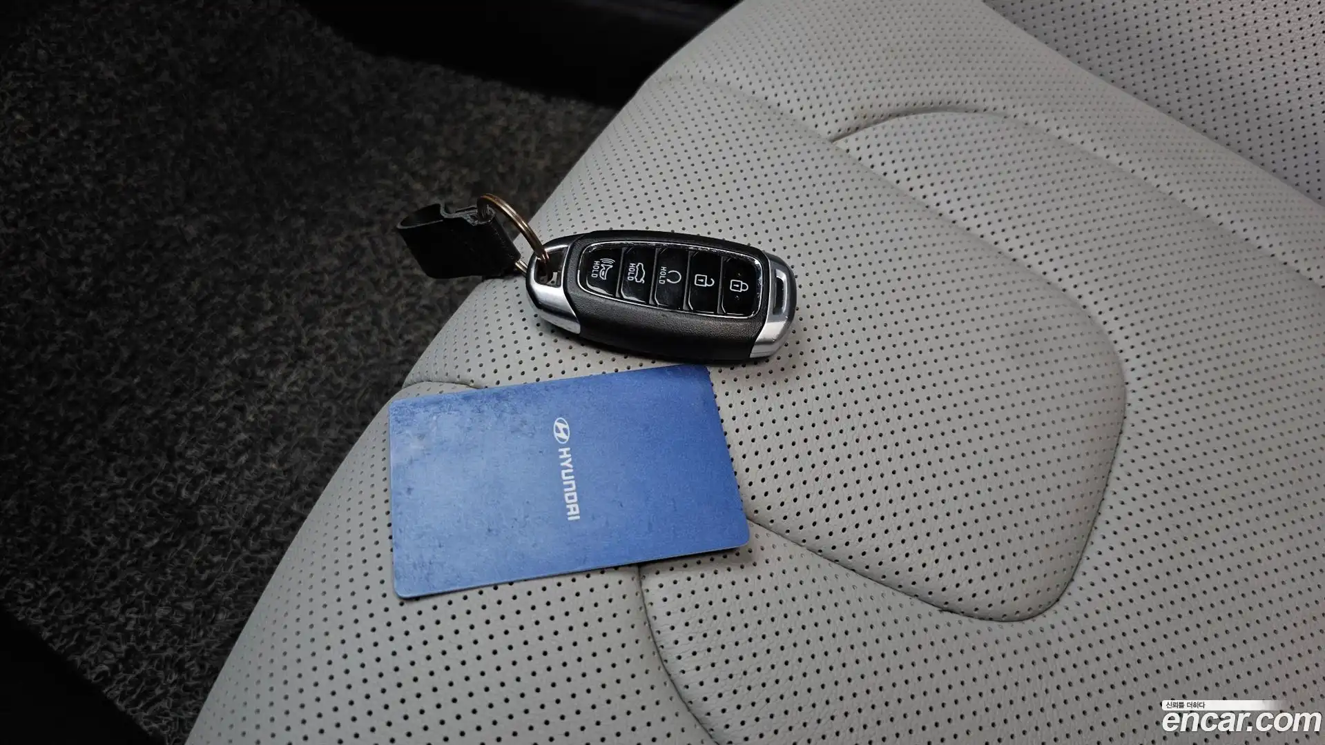 AVANTE Hyundai 2022.10-OPTION-048