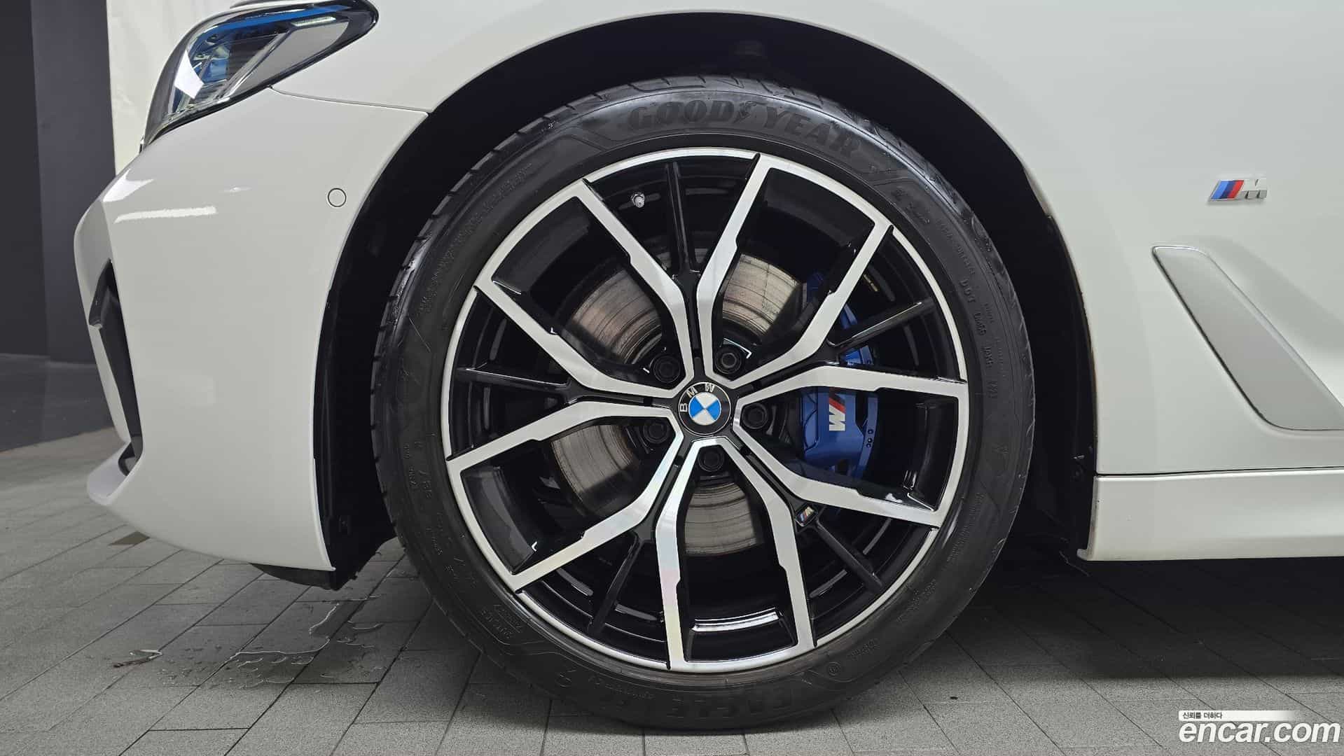 5-Series BMW 2023.3-OUTER-005