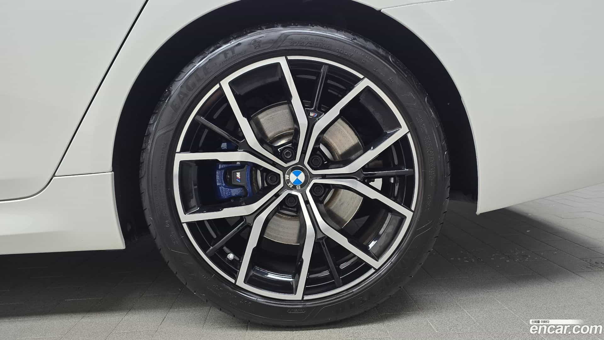 5-Series BMW 2023.3-OUTER-031