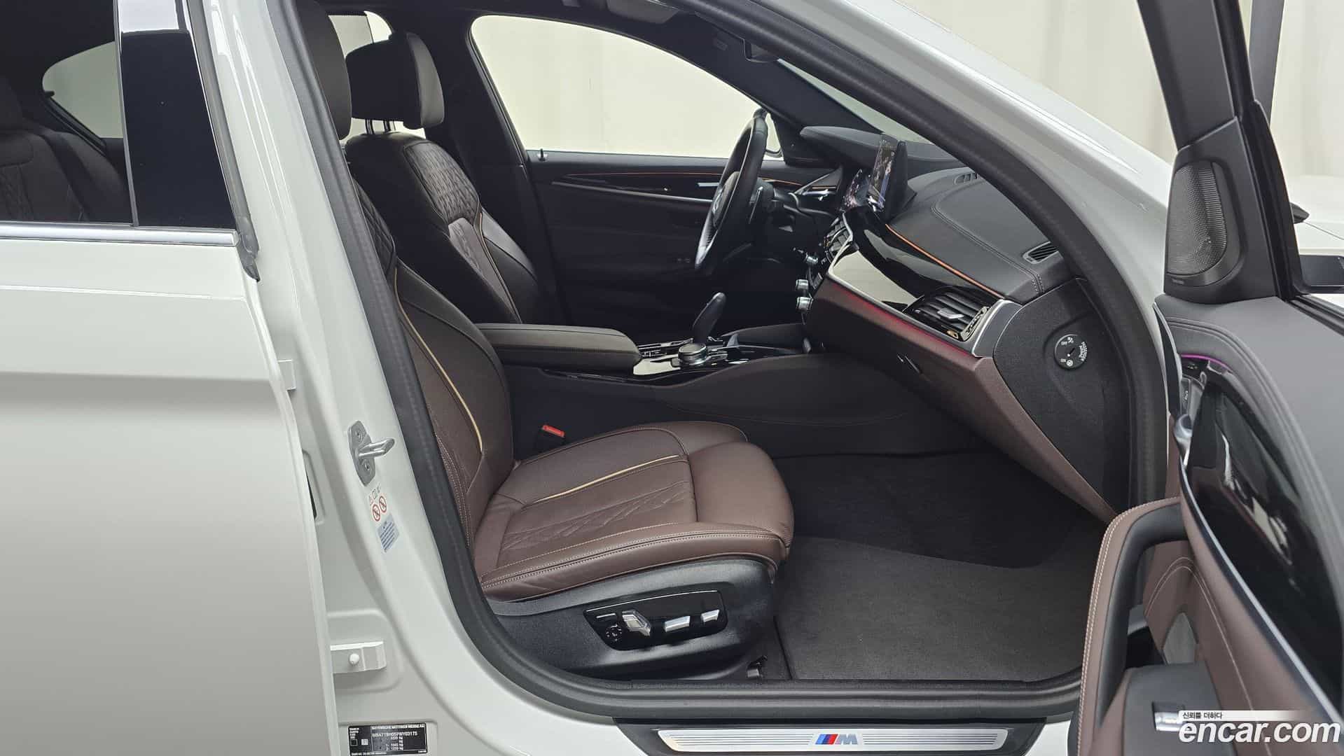 5-Series BMW 2023.3-INNER-036