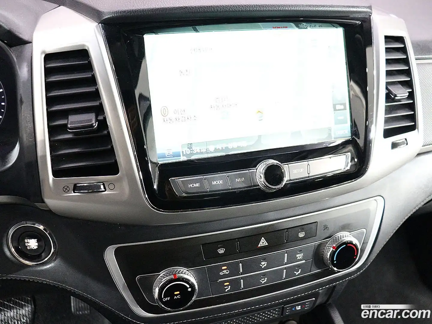 Rexton KG Mobility 2018.1-INNER-007