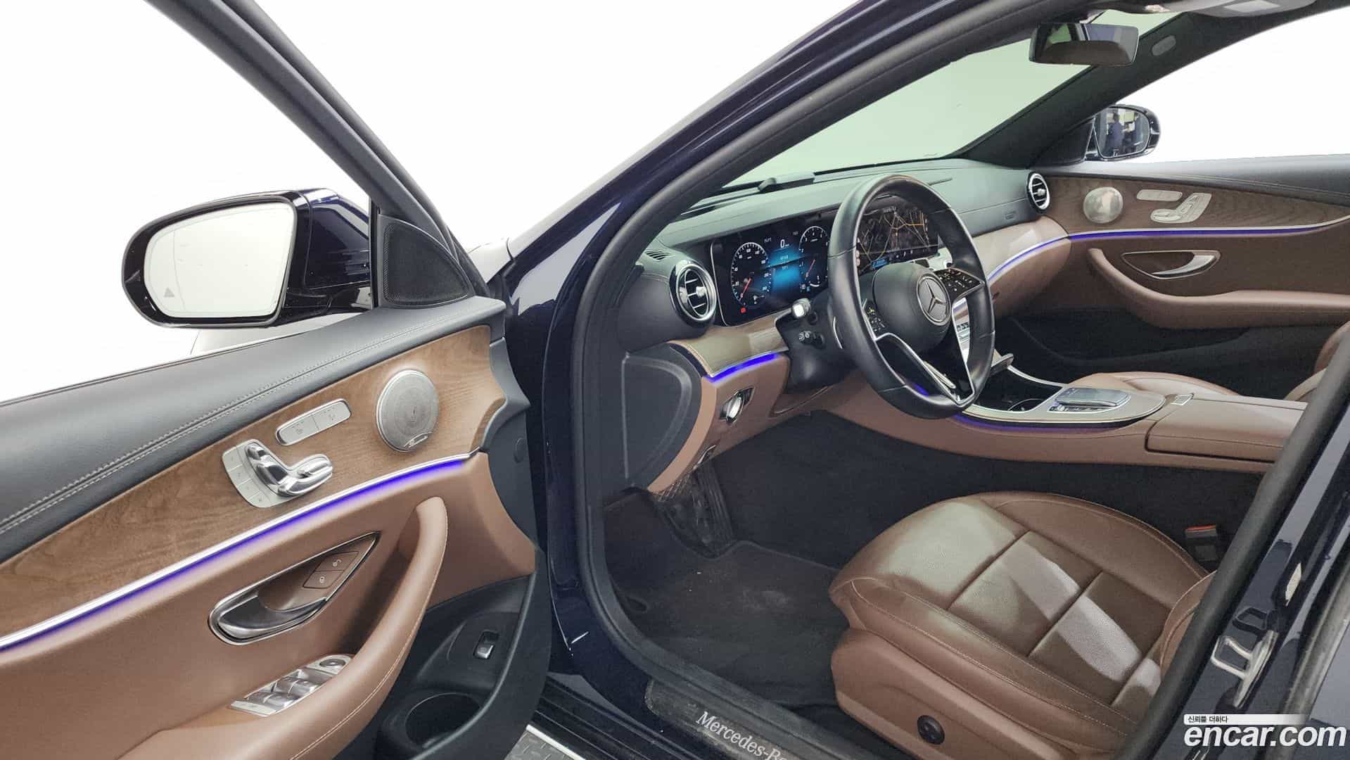 E-Class Mercedes-Benz 2021.3-INNER-010