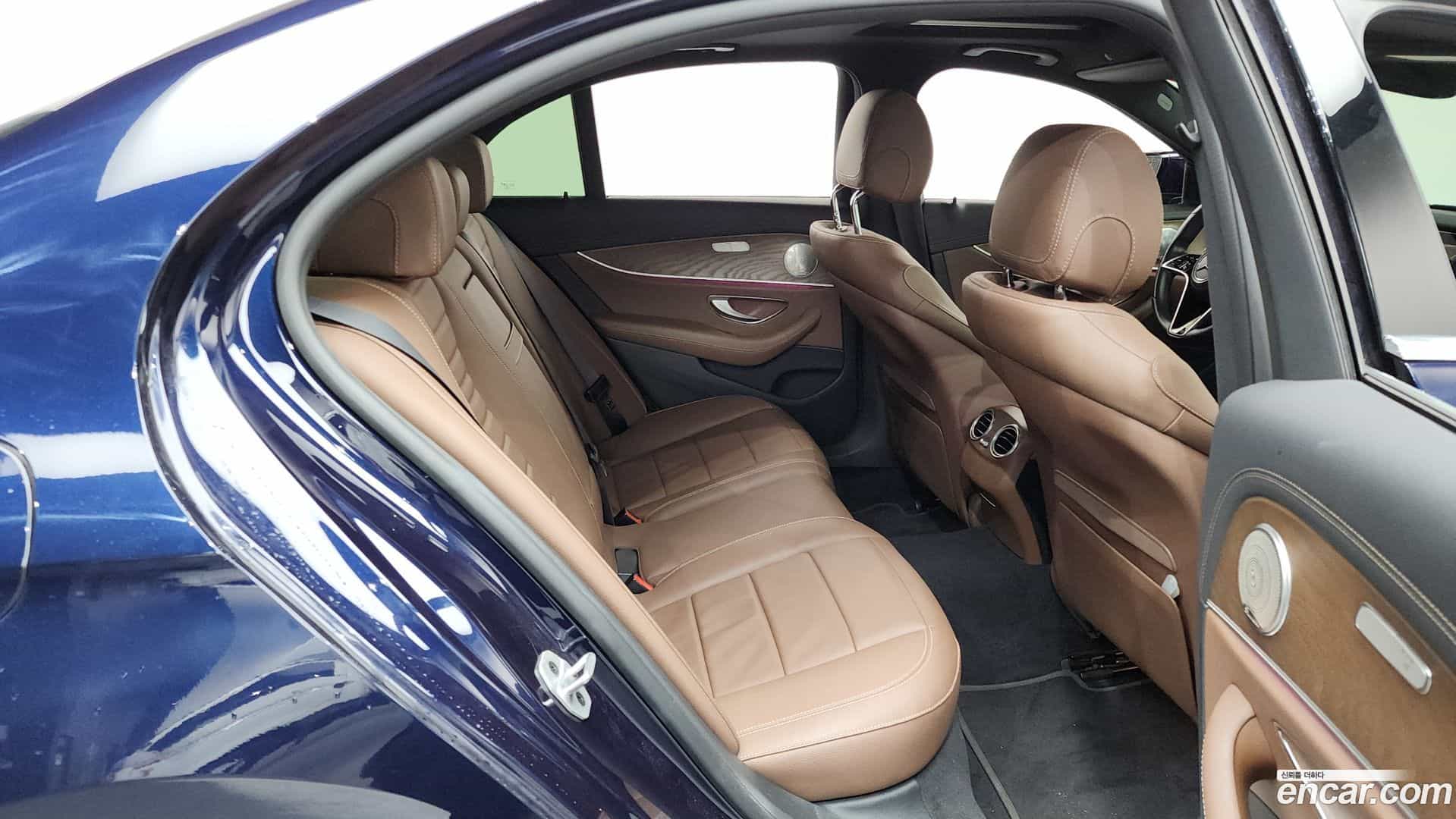 E-Class Mercedes-Benz 2021.3-OPTION-015